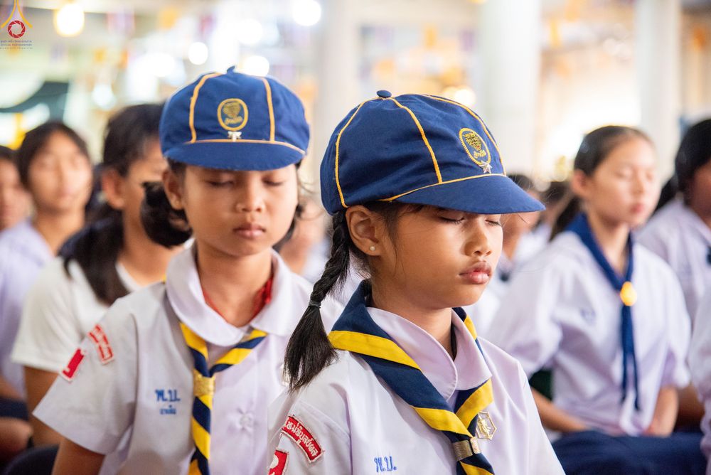 ภาพ No.301303:วันที่ 22 มกราคม พ.ศ. 2569 พิธีทอดผ้าป่าทำนุบำรุงศาสนสถาน ณ วัดใหม่พิบูลย์ผล อ.สองพี่น้อง จ.สุพรรณบุรี ในโครงการธรรมยาตรา กตัญญูบูชา มหาปูชนียาจารย์ พระมงคลเทพมุนี(สด จนฺทสโร) พระผู้ปราบมาร อนุสรณ์สถาน 7 แห่ง ปีที่ 14