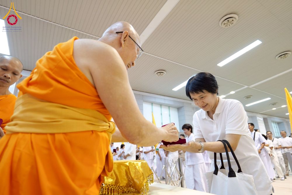 ภาพ No.259910:วันอาทิตย์ที่ 5 ตุลาคม พ.ศ. 2568 สัมมนาพิเศษ "จากกฐินวัดพระธรรมกาย สู่กฐินทั่วไทย 30,000 วัด" ณ สภาธรรมกายสากล วัดพระธรรมกาย