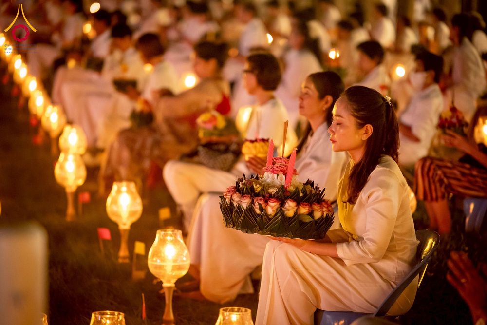 ภาพ No.266384:วันพุธที่ 5 พฤศจิกายน พ.ศ. 2568 (วันพระ ขึ้น 15 ค่ำ เดือน 12) พิธีลอยกระทงธรรม  ณ สระมหาเศรษฐีทะเลบุญ มหาวิหารพระมงคลเทพมุนี วัดพระธรรมกาย จ.ปทุมธานี