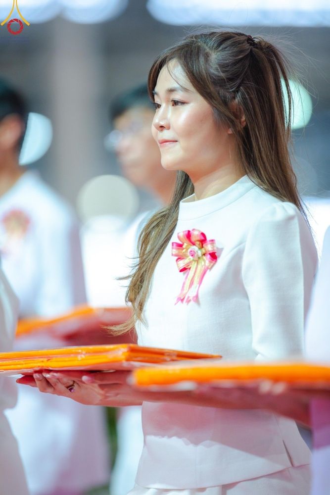 ภาพ No.178055:พิธีทอดผ้าป่าต้นสมบัติจักรพรรดิ ในวันอาทิตย์ที่ 1 ธันวาคม พ.ศ. 2567 ณ สภาธรรมกายสากล วัดพระธรรมกาย
