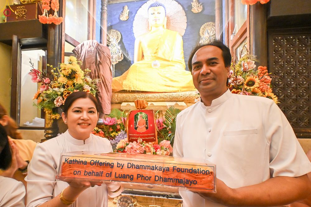 ภาพ No.284081:วันที่ ๔ พฤศจิกายน พุทธศักราช ๒๕๖๘ กฐินสมทบวัดต่างประเทศ โดยคณะศิษยานุศิษย์ บูชาธรรม 81 ปี หลวงพ่อธัมมชโย ณ วัดมหาโพธิ์ เมืองพุทธคยา ประเทศอินเดีย