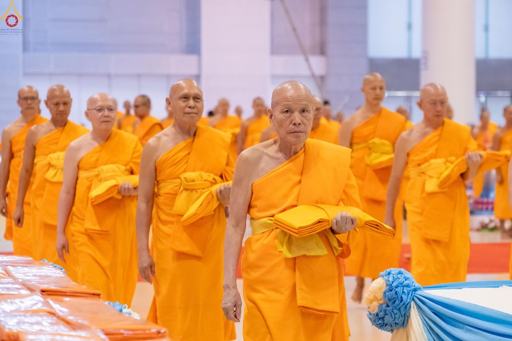 ภาพ No.318615:วันอาทิตย์ต้นเดือนที่ 5 เมษายน พ.ศ.2569 พิธีทอดผ้าป่าสมทบมหาสังฆทาน 40,000 กว่าวัดทั่วประเทศ ณ สภาธรรมกายสากล วัดพระธรรมกาย