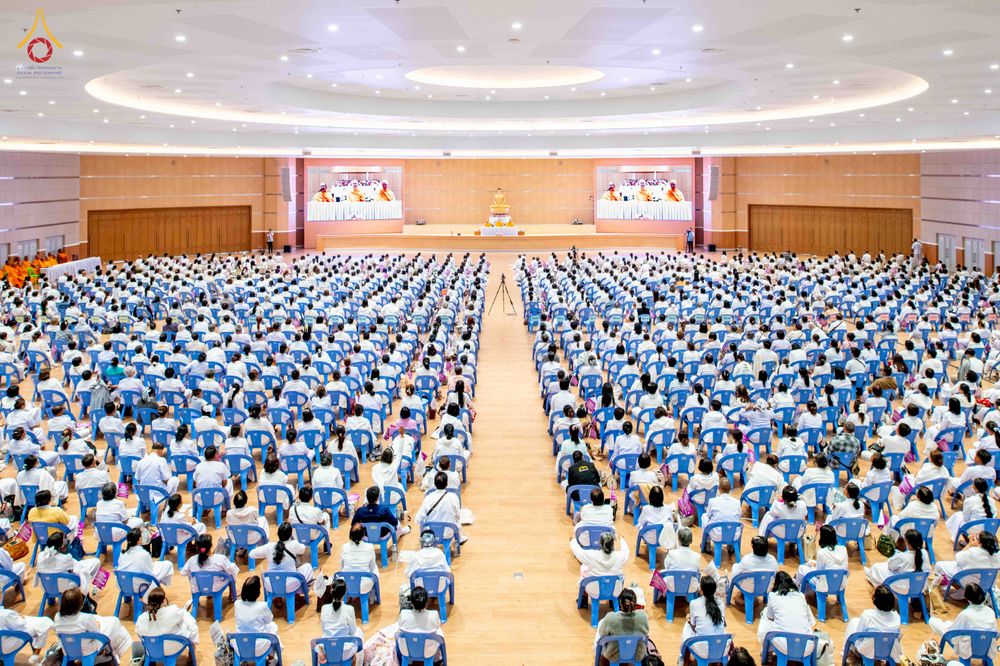 ภาพ No.344433:วันที่ 21-23 สิงหาคม พ.ศ. 2569 สัมมนารวมใจผู้นำบุญ บูชาธรรม 82 ปี หลวงพ่อธัมมชโย รุ่นที่ 1 กฐินสามัคคีทั่วไทย 30,000 วัด โครงการอุปสมบทบูชาธรรมมหาปูชนียาจารย์ 3,000 รูป  ณ ศูนย์ปฏิบัติธรรมเวิล์ดพีช วัลเล่ย์ จ.นครราชสีมา