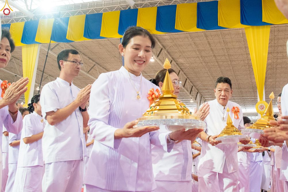 ภาพ No.341932:วันพุธที่ 29 กรกฎาคม พ.ศ. 2569 พิธีประดิษฐานพระบรมสารีริกธาตุภายในเกศดอกบัวตูมองค์พระธรรมกายเพื่ออัญเชิญไปประดิษฐาน  วัดพุทธสันติวัน ธรรมชัย เมืองนาคปูร์ รัฐมหาราษฏระ ประเทศอินเดีย ณ  วัดพระธรรมกาย จ.ปทุมธานี