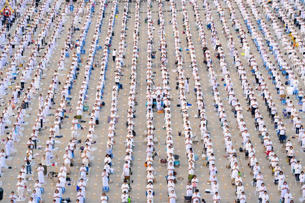 ภาพ No.307541:วันที่ 31 มกราคม พ.ศ. 2569 พิธีจุดประทีปธรรมถวายเป็นพุทธบูชา  และบูชาธรรมมหาปูชนียาจารย์ (ภาพชุดที่ 2) ณ วัดพระธรรมกาย ปทุมธานี ในโครงการธรรมยาตรา กตัญญูบูชา มหาปูชนียาจารย์ พระมงคลเทพมุนี(สด จนฺทสโร) พระผู้ปราบมาร อนุสรณ์สถาน 7 แห่ง ปีที่ 14