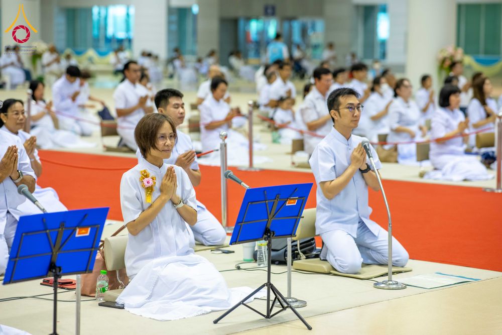 ภาพ No.325625:วันที่ 26 เมษายน พ.ศ.2569 กิจกรรมงานบุญวันอาทิตย์ สาธุชนปฏิบัติธรรมร่วมกัน ณ ห้องแก้วสารพัด 1 วัดพระธรรมกาย ปทุมธานี