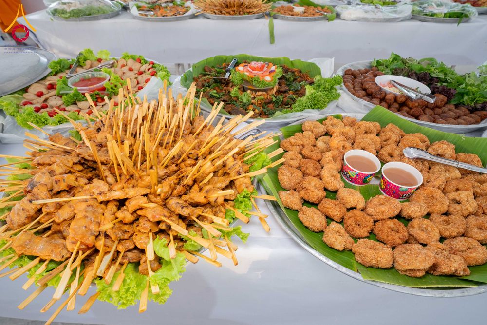 ภาพ No.301892:วันที่ 24 มกราคม พ.ศ. 2569 พิธีถวายภัตตาหารเป็นสังฆทาน แด่พระธรรมยาตรา ณ อนุสรณ์สถานบางปลา วัดบางปลา อำเภอบางเลน จังหวัดนครปฐม ในโครงการธรรมยาตรา กตัญญูบูชา มหาปูชนียาจารย์ พระมงคลเทพมุนี(สด จนฺทสโร) พระผู้ปราบมาร อนุสรณ์สถาน 7 แห่ง ปีที่ 14