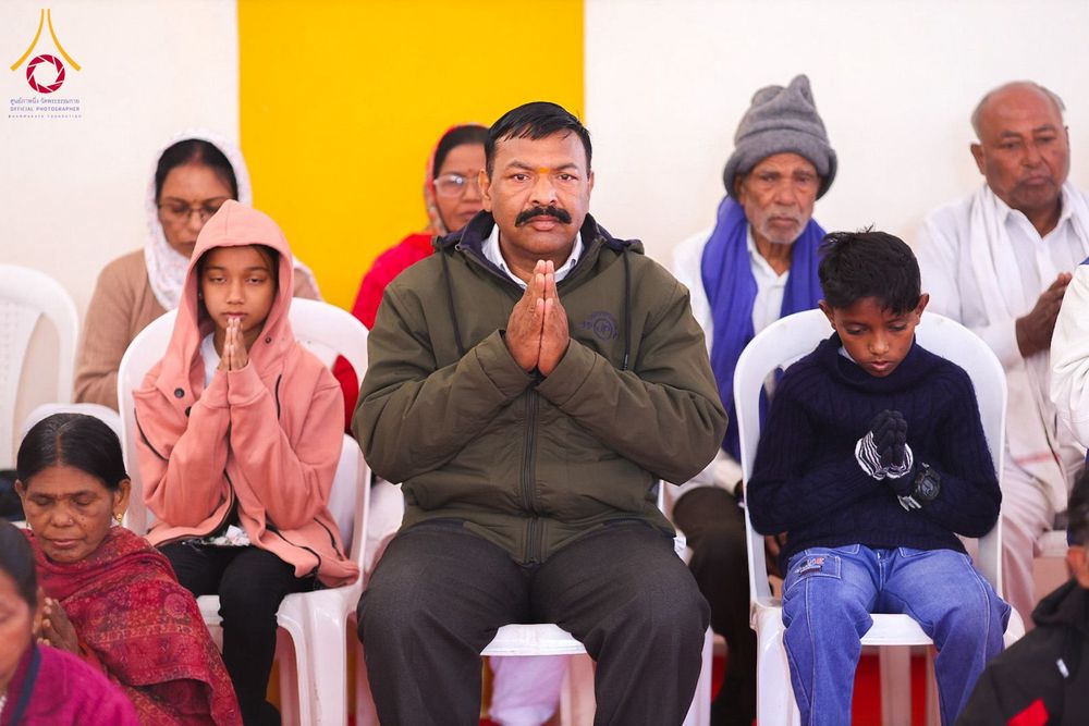 ภาพ No.283844:วันที่ 6-7 ธันวาคม พ.ศ. 2568  พิธีรับมอบหนังสือแสดงเจตจำนงถวายสิทธิครอบครองและใช้ประโยชน์วัดสันติวัน เมืองนาคปูร์  พิธีจุดโคมประทีปถวายเป็นพุทธบูชา และอุทิศบุญกุศลแด่ ดร.บี.อาร์. อัมเบดการ์  พิธีบูชาข้าวพระถ่ายทอดสดจากประเทศไทย