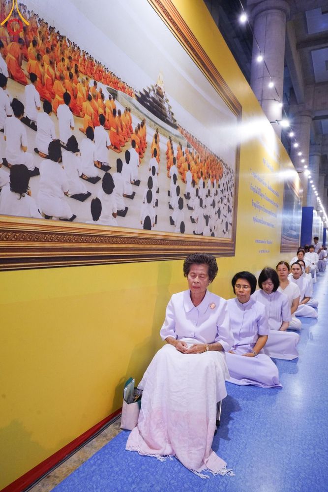 ภาพ No.154878:พิธีจุดประทีป, พิธีฉลองชัยสวดมนต์บทธัมมจักกัปปวัตนสูตร ณ มหารัตนวิหารคด วัดพระธรรมกาย วันอังคารที่ 17 กันยายน พ.ศ. 2567