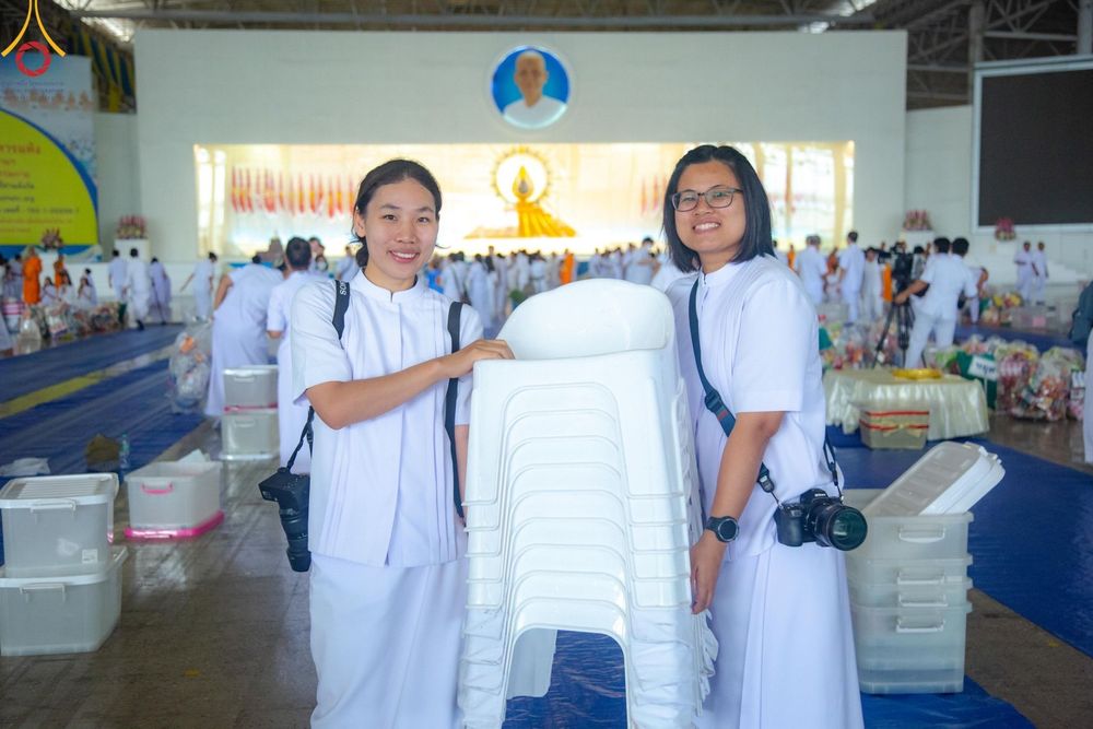 ภาพ No.137233:พิธีตักบาตร และปฏิบัติธรรม ในวันวิสาขบูชา วันพุธที่ 22 พฤษภาคม พ.ศ. 2567 ( วันพระขึ้น15 ค่ำ เดือน 6 ) ณ วัดพระธรรมกาย จ.ปทุมธานี