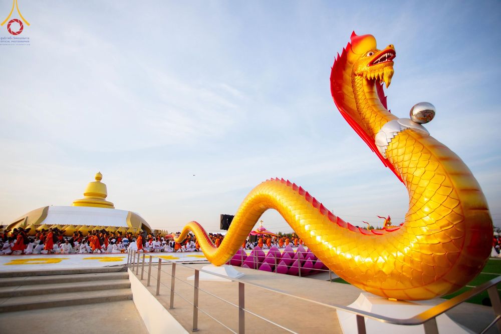 ภาพ No.198201:พิธีต้อนรับพระธรรมยาตรา ณ อนุสรณ์สถานลำดับที่ 5 สถานที่เผยแผ่วิชชาธรรมกายครั้งแรก อนุสรณ์สถานบางปลา วัดบางปลา อำเภอบางเลน จังหวัดนครปฐม ในโครงการธรรมยาตรา กตัญญูบูชา มหาปูชนียาจารย์ พระมงคลเทพมุนี(สด จนฺทสโร) พระผู้ปราบมาร ปีที่ 13 วัน 19 มกราคม พ.ศ.2568