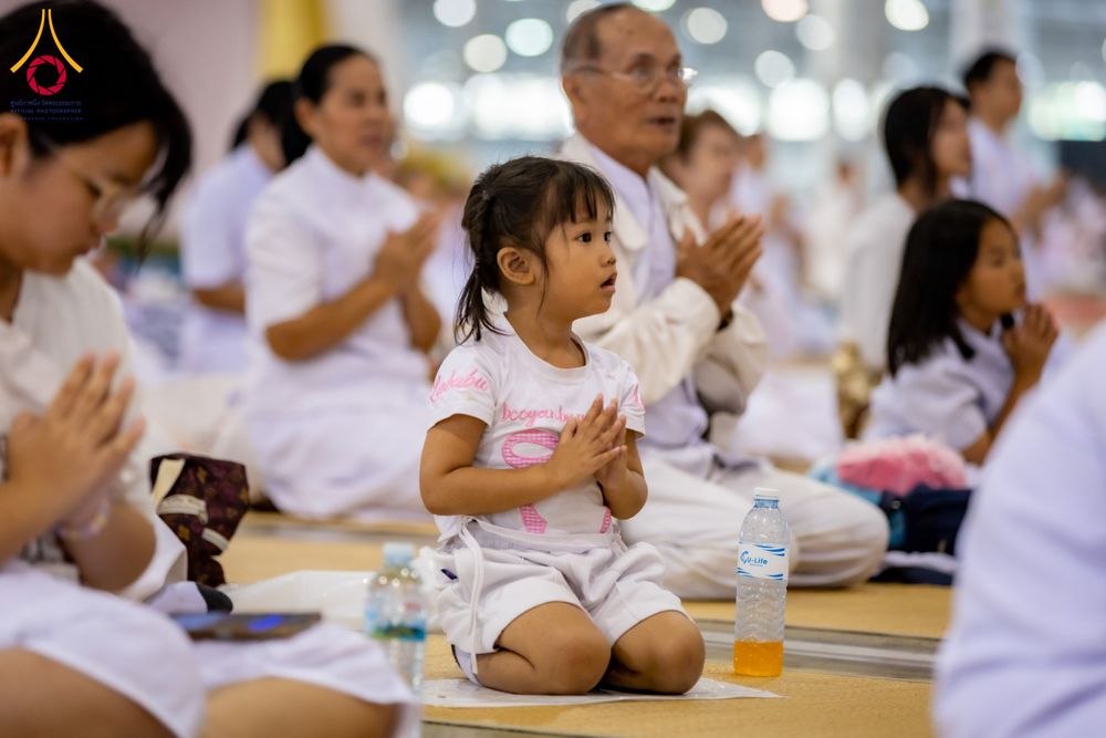 ภาพ No.287558:วันที่ 1 มกราคม พ.ศ. 2569 พิธีบูชาข้าวพระ ณ สภาธรรมกายสากล วัดพระธรรมกาย