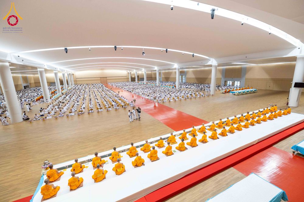 ภาพ No.310659:วันอาทิตย์ที่ 22 กุมภาพันธ์ พ.ศ. 2569 พิธีถวายโคมมาฆประทีป ณ ห้องแก้วสารพัดนึก 2 วัดพระธรรมกาย จ.ปทุมธานี