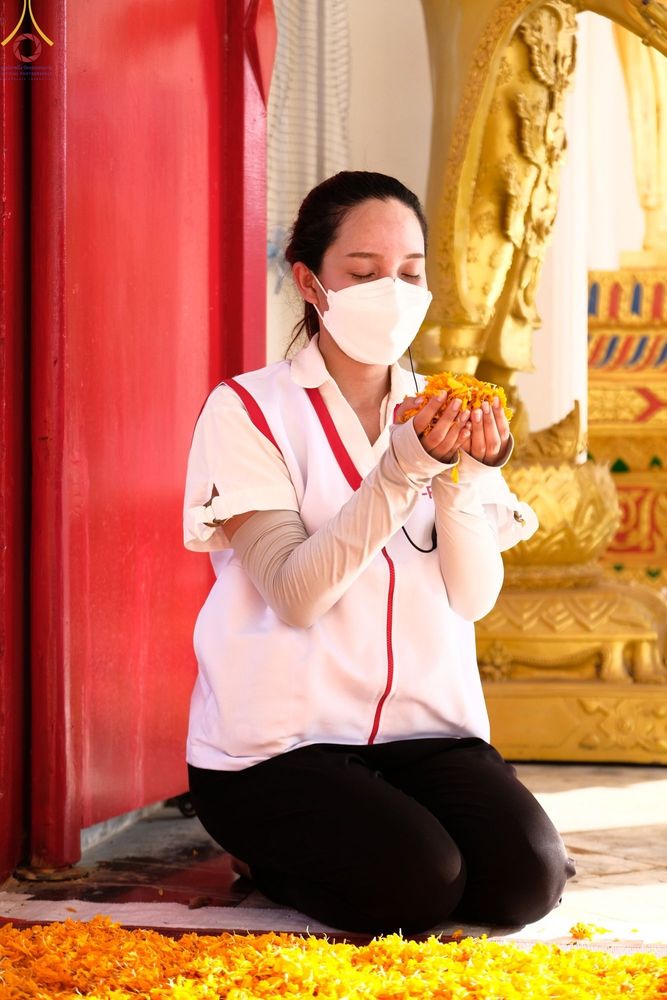ภาพ No.70894:พิธีต้อนรับพระธรรมยาตรา ในโครงการธรรมยาตรากตัญญูบูชา มหาปูชนียาจารย์ พระมงคลเทพมุนี(สด จนฺทสโร) พระผู้ปราบมาร อนุสรณ์สถาน 7 แห่ง ปีที่ 11 วันที่ 14 มกราคม พ.ศ. 2566 ณ อนุสรณ์สถานลำดับที่ 3 สถานที่เกิดในเพศสมณะ วัดสองพี่น้อง อ.สองพี่น้อง จ.สุพรรณบุรี