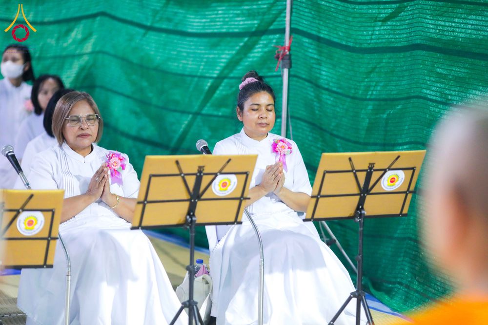 ภาพ No.299176:วันที่ 21 มกราคม พ.ศ. 2569 พิธีถวายภัตตาหารเป็นสังฆทาน แด่พระธรรมยาตรา ณ อนุสรณ์สถานบางปลา วัดบางปลา อำเภอบางเลน จังหวัดนครปฐม ในโครงการธรรมยาตรา กตัญญูบูชา มหาปูชนียาจารย์ พระมงคลเทพมุนี(สด จนฺทสโร) พระผู้ปราบมาร อนุสรณ์สถาน 7 แห่ง ปีที่ 14