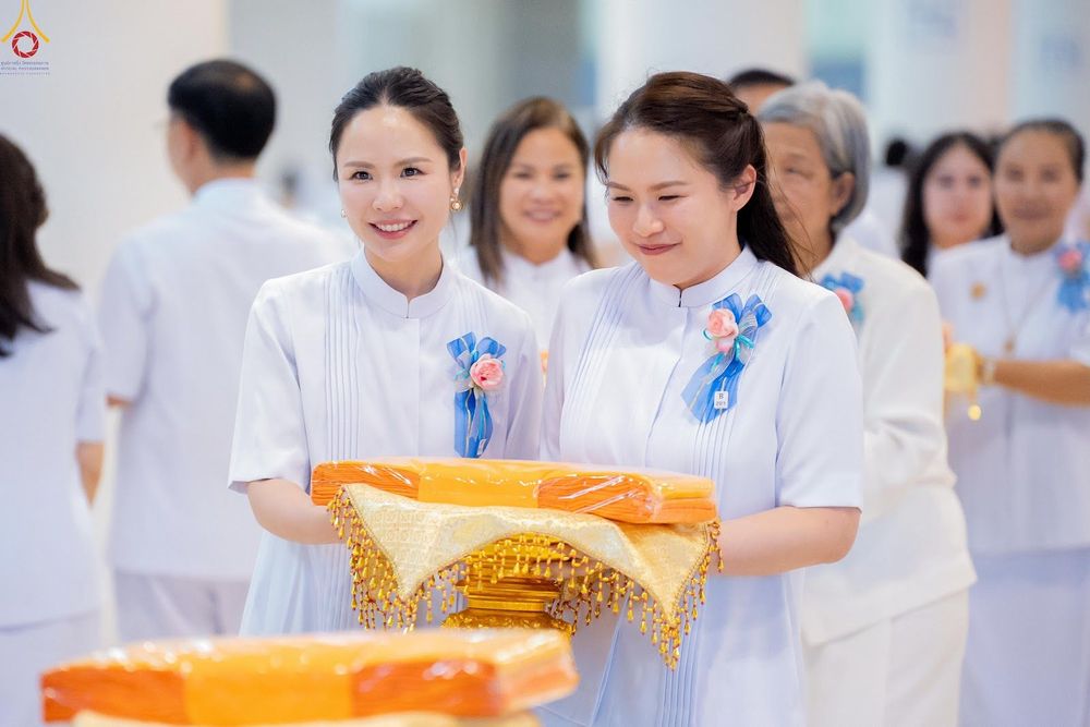 ภาพ No.345667:วันพฤหัสบดีที่ 27 สิงหาคม พ.ศ.2569 พิธีทอดผ้าป่าเพื่อถวายอุปกรณ์สื่อโสตทัศน์ อาคาร 82 ปี หลวงพ่อธัมมชโย พิธีทอดผ้าป่าสมทบกฐินวัดพระธรรมกาย และสมทบกฐิน 30,000 กว่าวัดทั่วไทย ครั้งที่ 1 ประจำปี พุทธศักราช 2569 ณ วัดพระธรรมกาย ปทุมธานี