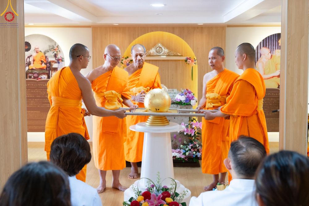 ภาพ No.141715:พิธีประดิษฐานลูกนิมิตมหาสมบัติ  ผูกสีมา สถาปนาอุโบสถ "บูชาธรรม 80 ปี หลวงพ่อธัมมชโย" ณ วัดพระธรรมกายโทชิหงิ ประเทศญี่ปุ่น วันอาทิตย์ที่ 16 มิถุนายน พ.ศ. 2567