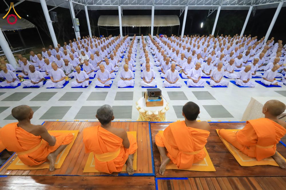 ภาพ No.285617:วันที่ 26-30  พฤศจิกายน พ.ศ. 2568  กิจกรรมสวดมนต์ นั่งสมาธิ ฟังธรรม ของนาคธรรมทายาท ในโครงการบวชบูชาธรรมมหาปูชนียาจารย์  ณ ศูนย์ปฏิบัติธรรมบุรีรัมย์ จ.บุรีรัมย์