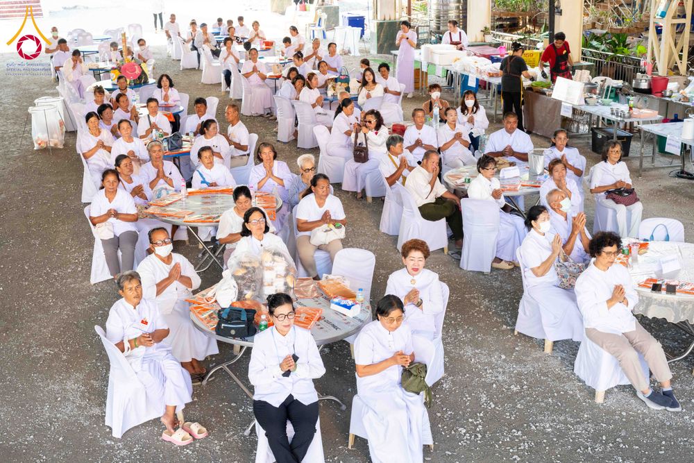 ภาพ No.298888:วันที่ 16 มกราคม พ.ศ. 2569 พิธีทอดผ้าป่าทำนุบำรุงศาสนสถาน ณ วัดอัมพวัน ต.บางม่วง อ.บางใหญ่ จ.นนทบุรี ในโครงการธรรมยาตรา กตัญญูบูชา มหาปูชนียาจารย์ พระมงคลเทพมุนี(สด จนฺทสโร) พระผู้ปราบมาร อนุสรณ์สถาน 7 แห่ง ปีที่ 14