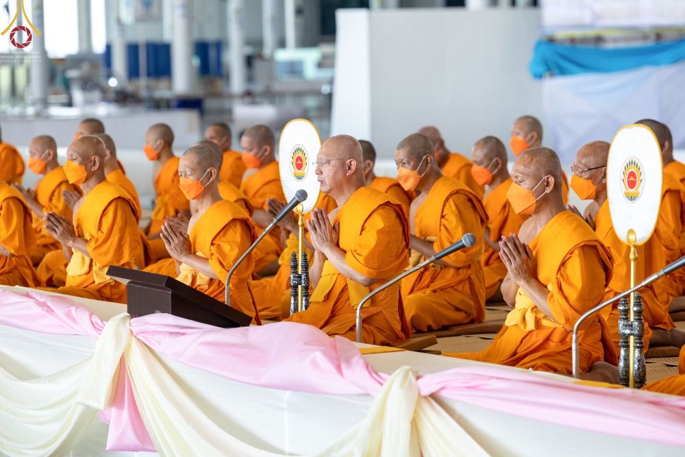 ภาพ No.66436:พิธีถวายอุปกรณ์เครื่องกันหนาว แด่คณะพระภิกษุ สามเณร วัดพระธรรมกาย วันเสาร์ที่ 10 ธันวาคม พ.ศ. 2565 ณ สภาธรรมกายสากล วัดพระธรรมกาย จ.ปทุมธานี