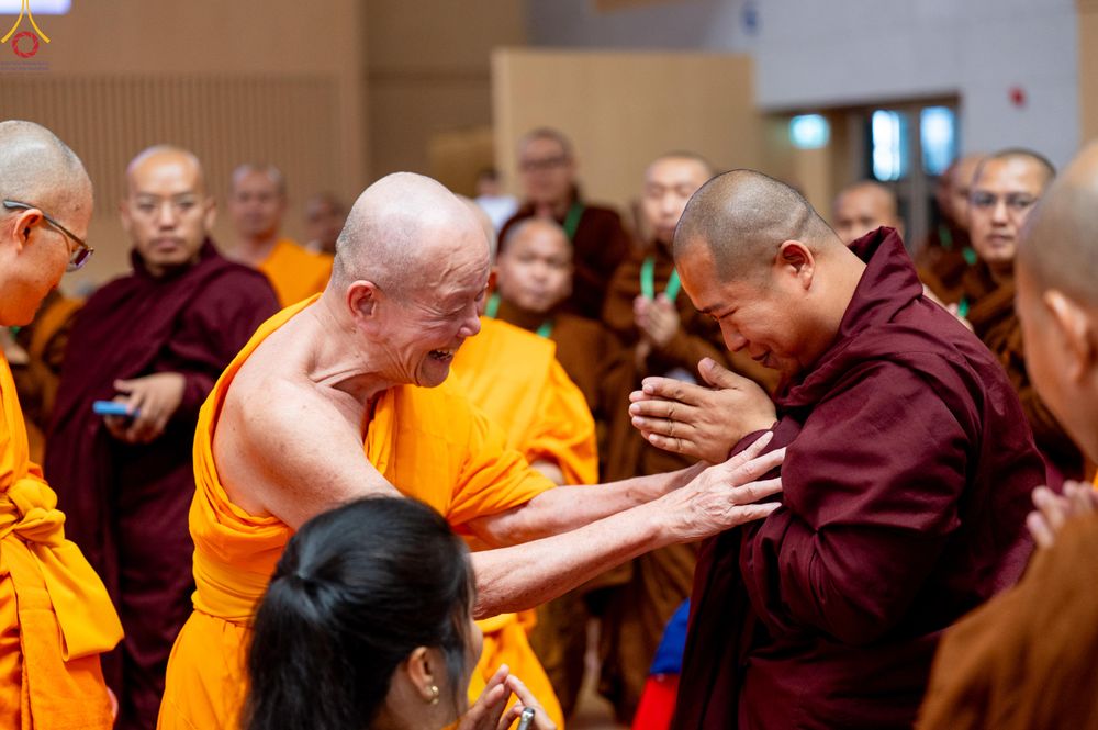 ภาพ No.311986:วันอังคารที่ 3 มีนาคม พ.ศ.2569 พิธีมอบโล่วัชรเกียรติยศ โครงการตอบปัญหาธรรมะทางก้าวหน้า ครั่งที่ 43, พิธีมอบโล่วัชรเกียรติยศ โครงการสอบตอบปัญหาศีลธรรม เพื่อสันติภาพโลก (World-Pec) ครั้งที่ 19 ณ สภาธรรมกายสากล วัดพระธรรมกาย