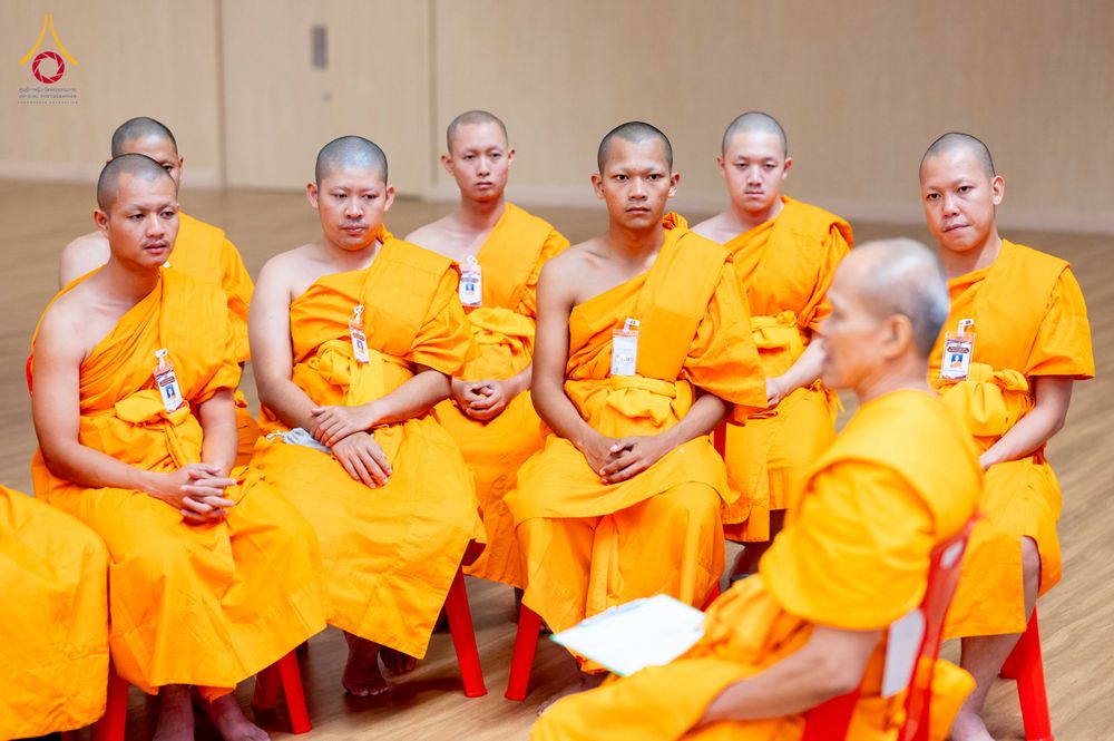 ภาพ No.350135:วันที่ 17-18 กันยายน พ.ศ. 2569 โครงการบรรพชาพัฒนาคุณธรรม จริยธรรม สำหรับนักเรียนนายสิบตำรวจ (นสต.) รุ่นที่ 16 ศูนย์ฝึกอบรมตำรวจภูธรภาค 1  ได้จัดกิจกรรม ณ สภาธรรมกายสากล ห้องแก้ว2