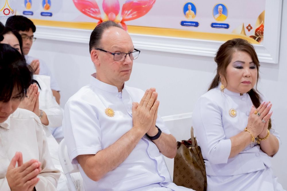 ภาพ No.234688:วันอาทิตย์ที่ 20 กรกฎาคม  พ.ศ.2568 พิธีทอดผ้าป่าภาคพื้นอเมริกา พิธีเจริญพระพุทธมนต์ ฉลองอาคารแก้วธรรมชัยรัตนอนันต์ วัดพระธรรมกายเทนเนสซี ประเทศสหรัฐอเมริกา