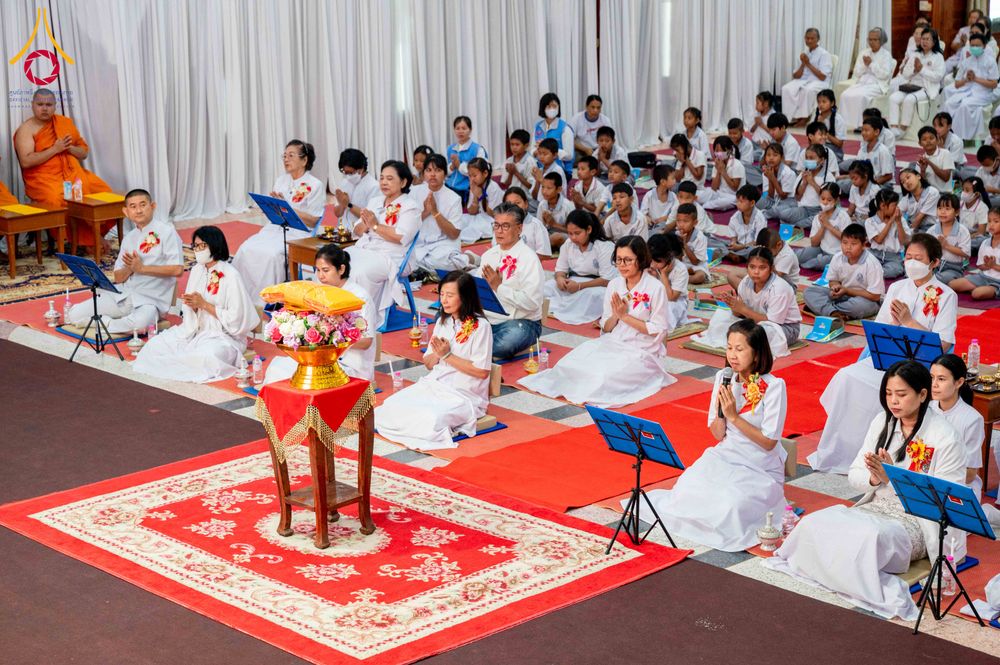 ภาพ No.304424:วันที่ 27 มกราคม พ.ศ. 2569 พิธีทอดผ้าป่าทำนุบำรุงศาสนสถาน ณ วัดบางไผ่นารถ ต.บางไทรป่า อ.บางเลน จ.นครปฐม ในโครงการธรรมยาตรา กตัญญูบูชา มหาปูชนียาจารย์ พระมงคลเทพมุนี(สด จนฺทสโร) พระผู้ปราบมาร อนุสรณ์สถาน 7 แห่ง ปีที่ 14