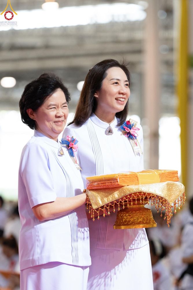 ภาพ No.178011:พิธีทอดผ้าป่าต้นสมบัติจักรพรรดิ ในวันอาทิตย์ที่ 1 ธันวาคม พ.ศ. 2567 ณ สภาธรรมกายสากล วัดพระธรรมกาย