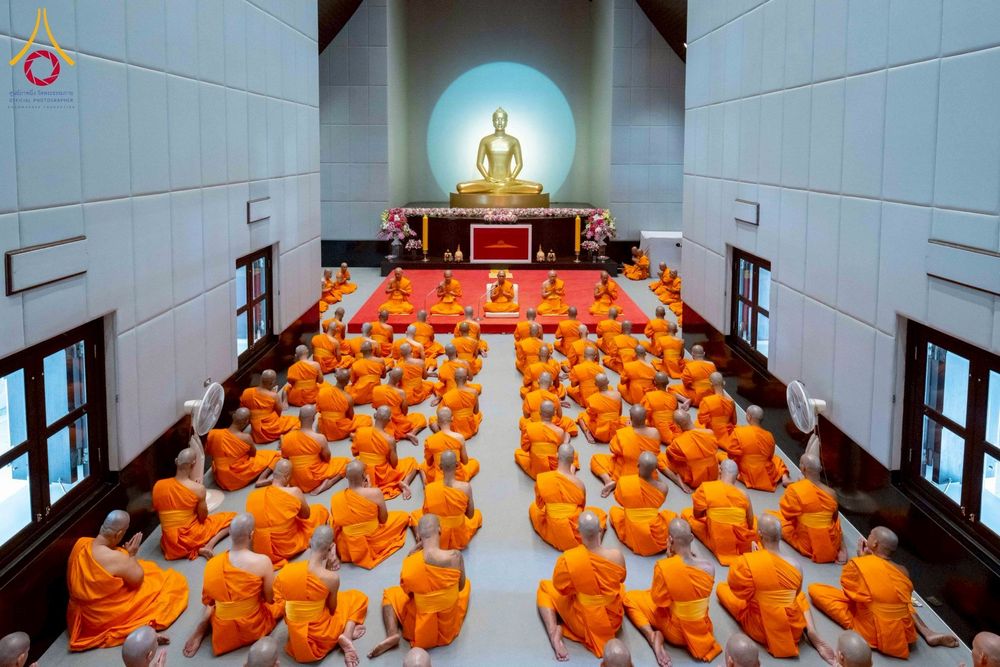 ภาพ No.277770:วันเสาร์ที่ 6 ธันวาคม พ.ศ. 2568 พิธีบรรพชาอุปสมบทและพิธีถวายบาตร โครงการอุปสมบทบูชาธรรมมหาปูชนียาจารย์ ประจำปี พ.ศ.2568 โครงการบวชพระนานาชาติ AEC และ WAB รุ่น CEO (นักบริหาร) รุ่นที่ 5 ณ มหาธรรมกายเจดีย์ วัดพระธรรมกาย