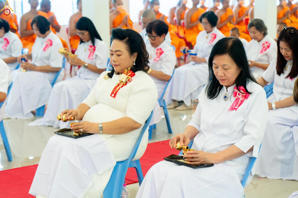 ภาพ No.291849:วันที่ 9 มกราคม พ.ศ. 2569 พิธีทอดผ้าป่าทำนุบำรุงศาสนสถาน ณ วัดศรีเมือง จ.สมุทรสาคร ในโครงการธรรมยาตรา กตัญญูบูชา มหาปูชนียาจารย์ พระมงคลเทพมุนี(สด จนฺทสโร) พระผู้ปราบมาร อนุสรณ์สถาน 7 แห่ง ปีที่ 14