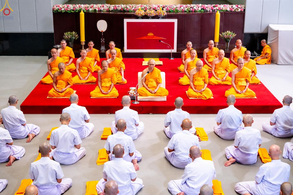 ภาพ No.338826:วันที่ 11 กรกฎาคม พศ.2569 พิธีบรรพชาอุปสมบท โครงการอุปสมบทหมู่ธรรมทายาทนานาชาติ  IDOP รุ่นที่ 21 (ภาษาจีน)  จากประเทศจีน มาเลเซีย สิงคโปร์ และไต้หวัน , โครงการบรรพชาสามเณรโรงเรียนนานาชาติ รุ่นที่ 15