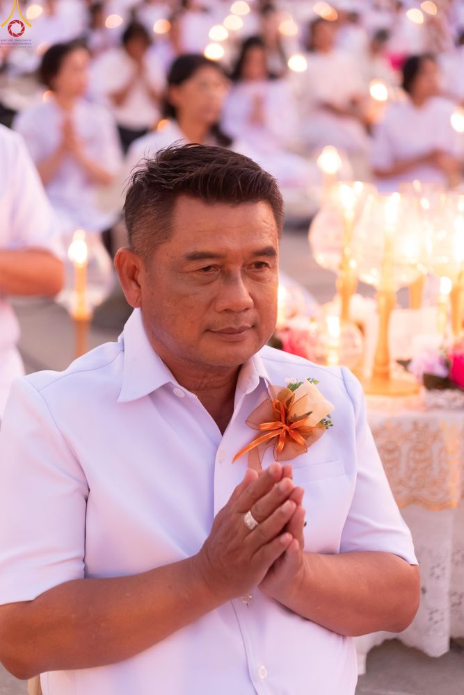 ภาพ No.307949:วันที่ 31 มกราคม พ.ศ. 2569 พิธีจุดประทีปธรรมถวายเป็นพุทธบูชา  และบูชาธรรมมหาปูชนียาจารย์ (ภาพชุดที่ 3) ณ วัดพระธรรมกาย ปทุมธานี ในโครงการธรรมยาตรา กตัญญูบูชา มหาปูชนียาจารย์ พระมงคลเทพมุนี(สด จนฺทสโร) พระผู้ปราบมาร อนุสรณ์สถาน 7 แห่ง ปีที่ 14