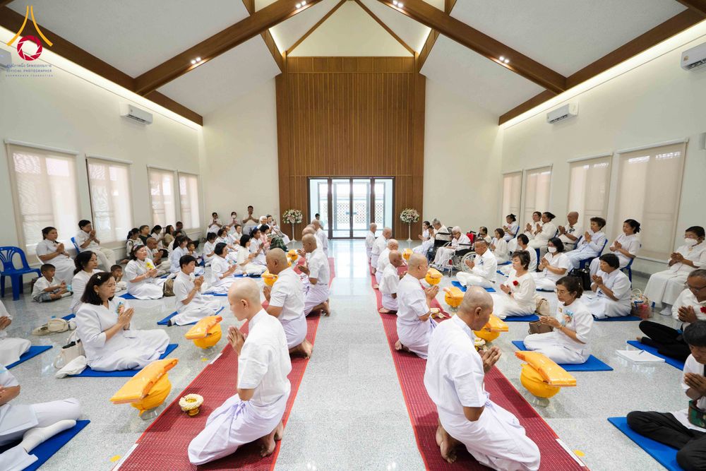 ภาพ No.341291:วันอาทิตย์ที่ 26 กรกฎาคม พ.ศ. 2569 ​โครงการอุปสมบทหมู่บูชาธรรมมหาปูชนียาจารย์ รุ่นที่ ๑ วัดกลางธนรินทร์ ต.บ้านแป้ง อ.พรหมบุรี จ.สิงห์บุรี