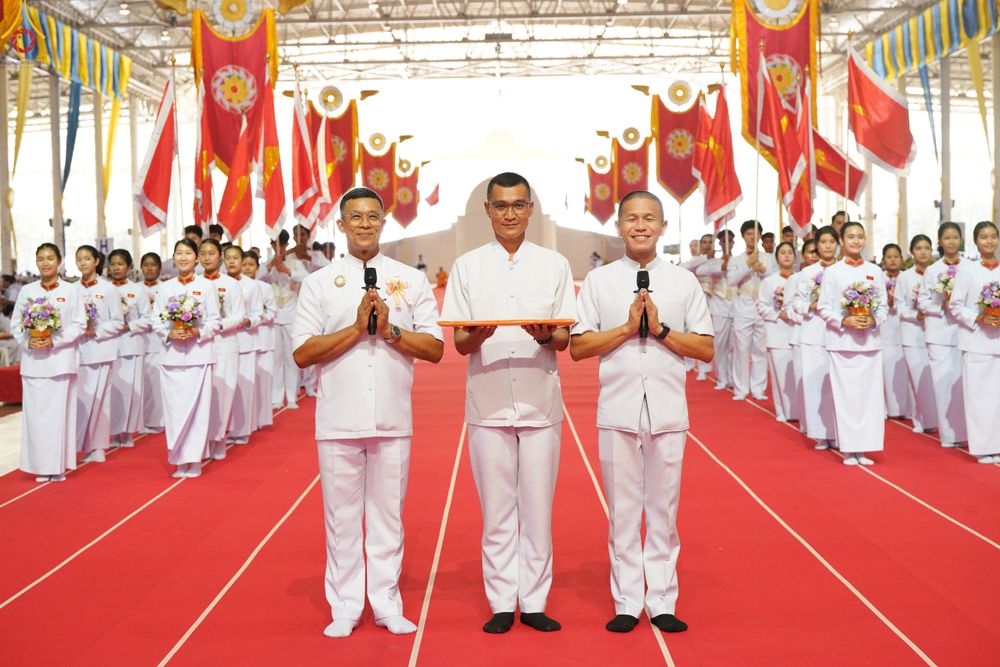 ภาพ No.318415:วันอาทิตย์ต้นเดือนที่ 5 เมษายน พ.ศ.2569 พิธีทอดผ้าป่าสมทบมหาสังฆทาน 40,000 กว่าวัดทั่วประเทศ ณ สภาธรรมกายสากล วัดพระธรรมกาย