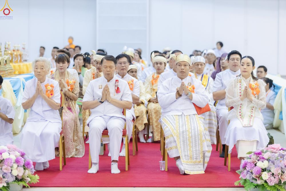ภาพ No.327725:วันที่ 3 พฤษภาคม พ.ศ.2569 พิธีรับมอบพระบรมสารีริกธาตุ จากสาธารณรัฐแห่งสหภาพเมียนมา ณ ห้องแก้วสารพัดนึก วัดพระธรรมกาย
