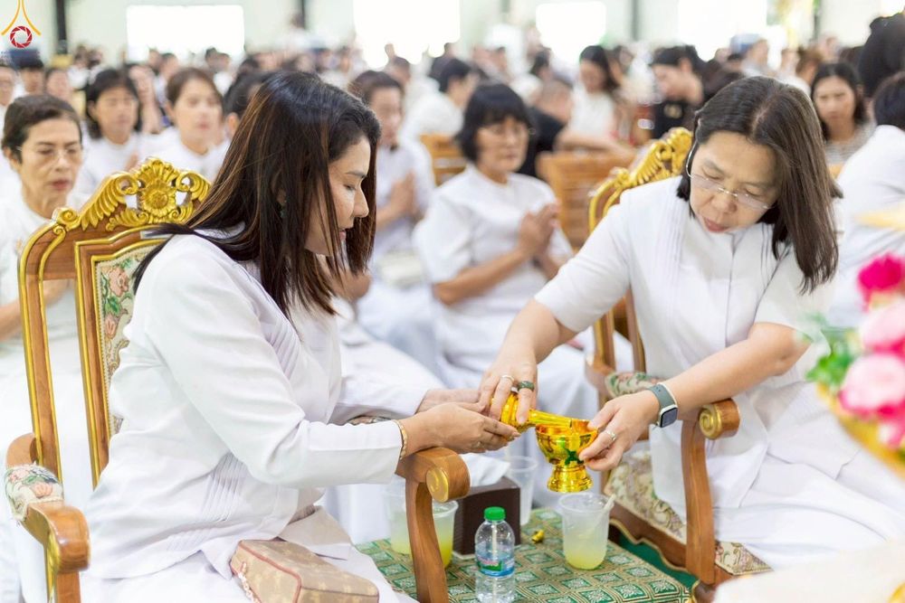 ภาพ No.282923:วันที่ 1 พฤศจิกายน พ.ศ.2568 พิธีทอดกฐินสามัคคีทั่วไทย 30,000 วัด  โดยคณะศิษยานุศิษย์ บูชาธรรม 81 ปี  หลวงพ่อธัมมชโย ณ  สำนักสงฆ์ศิริบูรพาธรรมสถาน อ.ศรีราชา  จ.ชลบุรี