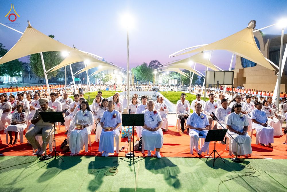 ภาพ No.321694:วันที่ 12 เมษายน พ.ศ.2569 วัดพระธรรมกาย ร่วมกับพุทธสภาแห่งอินเดีย ถวายมหาสังฆทาน 135 วัด ดร.ภีมราว รามชี อัมเบดการ์ (Dr. B.R. Ambedkar) รัฐบุรุษผู้ฟื้นฟูพระพุทธศาสนา ณ วัดพุทธสันติวันธรรมชัย เมืองนาคปูร์ รัฐมหาราษฏระ สาธารณรัฐอินเดีย