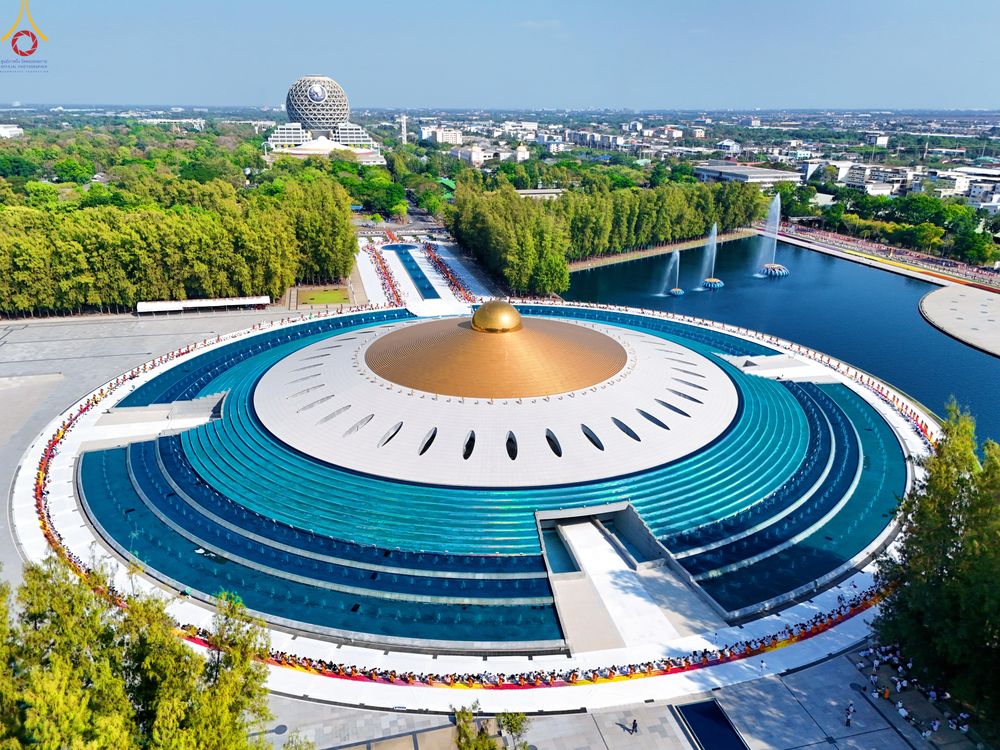 ภาพ No.305877:วันที่ 25 มกราคม พ.ศ. 2569 พิธีต้อนรับพระธรรมยาตรา วัดพระธรรมกาย(ภาพชุดที่ 3) ในโครงการธรรมยาตรา กตัญญูบูชา มหาปูชนียาจารย์ พระมงคลเทพมุนี(สด จนฺทสโร) พระผู้ปราบมาร อนุสรณ์สถาน 7 แห่ง ปีที่ 14