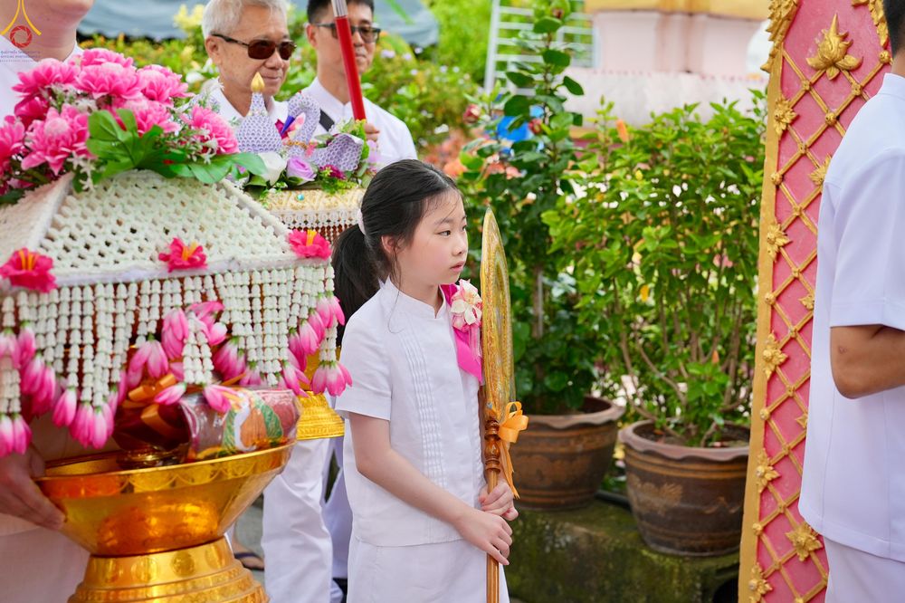 ภาพ No.283017:วันที่ 1 พฤษจิกายน พุทธศักราช 2568 พิธีทอดกฐินสามัคคีทั่วไทย 30,000 วัด  โดยคณะศิษยานุศิษย์ บูชาธรรม 81 ปี  หลวงพ่อธัมมชโย ณ วัดบางพูดนอก อ.ปากเกร็ด จ.นนทบุรี