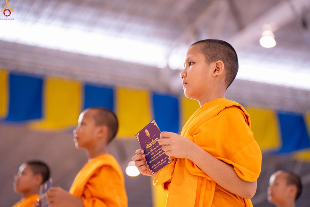 ภาพ No.339044:วันอาทิตย์ที่ 12 กรกฎาคม พ.ศ.2569 พิธีมุทิตาผู้สอบได้เปรียญธรรม ประโยค 1-2 ถึง ป.ธ.9 และ บ.ศ.1-2 ถึง บ.ศ.6 สำนักศาสนศึกษาวัดพระธรรมกาย ประจำปี 2569, พิธีมอบตราตั้งแต่งตั้งอาจารย์ใหญ่ สำนักศาสนศึกษาวัดพระธรรมกาย