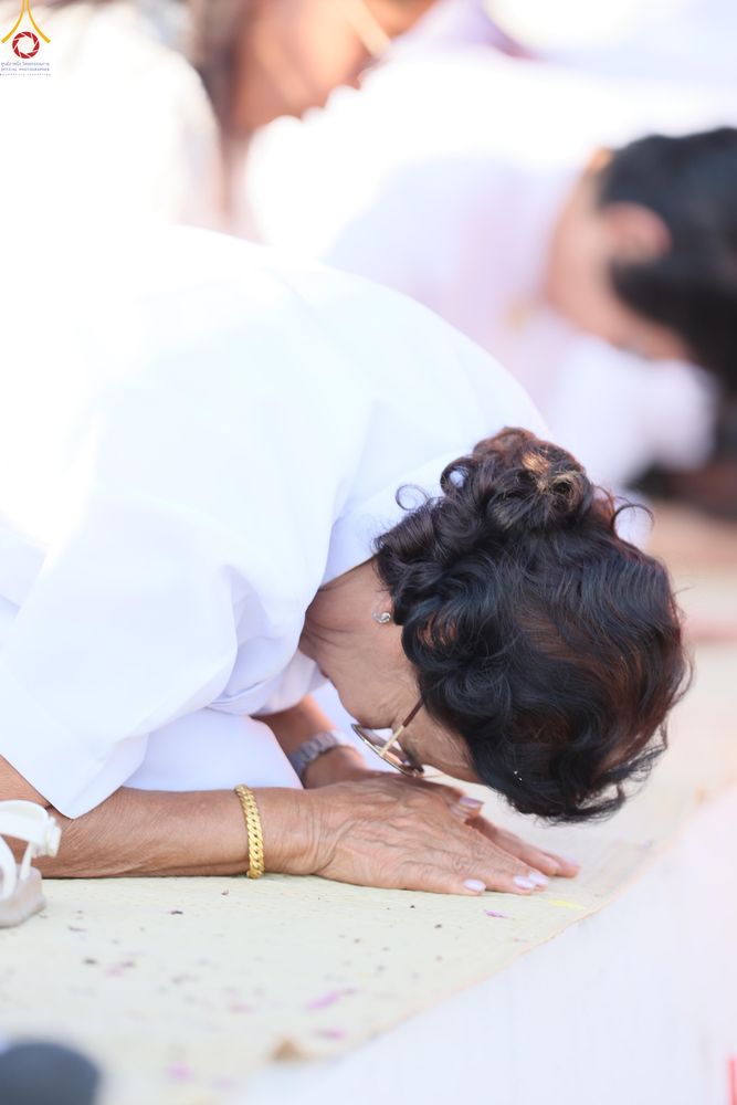 ภาพ No.293013:วันที่ 11 มกราคม พ.ศ. 2569 พิธีต้อนรับพระธรรมยาตรา ณ อนุสรณ์สถานลำดับที่ 3 (ภาพชุดที่ 2) สถานที่เกิดในเพศสมณะ วัดสองพี่น้อง อำเภอสองพี่น้อง จังหวัดสุพรรณบุรี ในโครงการธรรมยาตรา กตัญญูบูชา มหาปูชนียาจารย์ พระมงคลเทพมุนี(สด จนฺทสโร) พระผู้ปราบมาร อนุสรณ์สถ