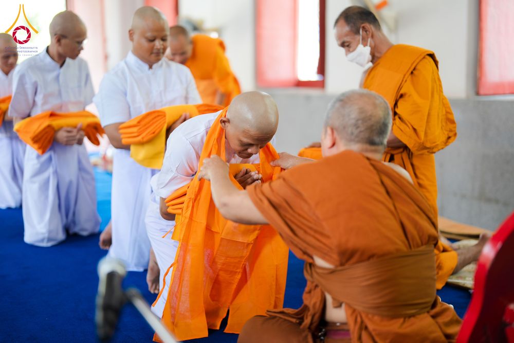 ภาพ No.341361:วันอาทิตย์ที่ 26 กรกฎาคม พ.ศ. 2569 ​โครงการอุปสมบทหมู่บูชาธรรมมหาปูชนียาจารย์ รุ่นที่ ๑ วัดกลางธนรินทร์ ต.บ้านแป้ง อ.พรหมบุรี จ.สิงห์บุรี
