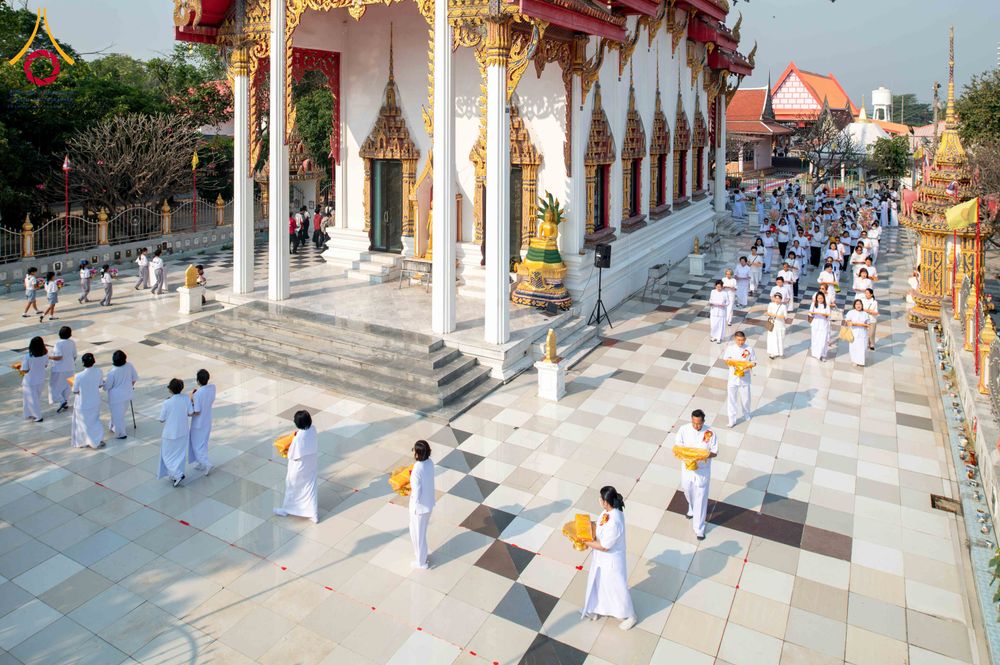 ภาพ No.304392:วันที่ 27 มกราคม พ.ศ. 2569 พิธีทอดผ้าป่าทำนุบำรุงศาสนสถาน ณ วัดบางไผ่นารถ ต.บางไทรป่า อ.บางเลน จ.นครปฐม ในโครงการธรรมยาตรา กตัญญูบูชา มหาปูชนียาจารย์ พระมงคลเทพมุนี(สด จนฺทสโร) พระผู้ปราบมาร อนุสรณ์สถาน 7 แห่ง ปีที่ 14