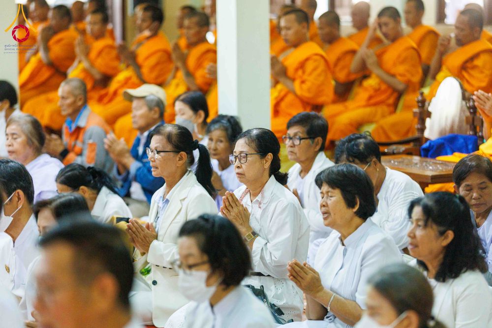 ภาพ No.296444:วันที่ 16 มกราคม พ.ศ. 2569 พิธีทอดผ้าป่าทำนุบำรุงศาสนสถาน ณ วัดโพธิ์เอน ต.บางขุนกอง อ.บางกรวย จ.นนทบุรี อนุสรณ์สถานลำดับที่ 4 สถานที่เกิดด้วยกายธรรม ในโครงการธรรมยาตรา กตัญญูบูชา มหาปูชนียาจารย์ พระมงคลเทพมุนี(สด จนฺทสโร) พระผู้ปราบมาร อนุสรณ์สถาน 7 แห่ง