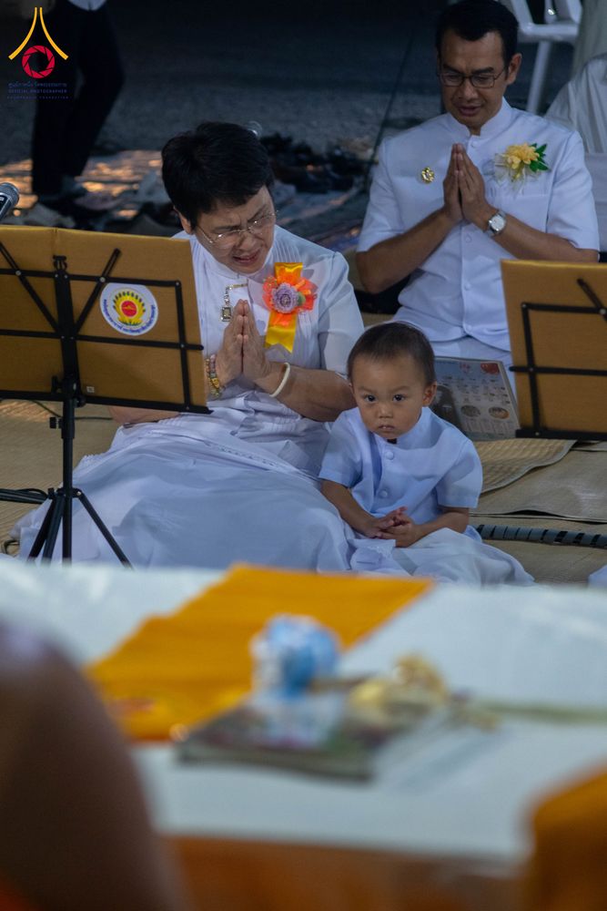 ภาพ No.300201:วันที่ 22 มกราคม พ.ศ. 2569 พิธีถวายภัตตาหารเป็นสังฆทาน แด่พระธรรมยาตรา ณ อนุสรณ์สถานบางปลา วัดบางปลา อำเภอบางเลน จังหวัดนครปฐม ในโครงการธรรมยาตรา กตัญญูบูชา มหาปูชนียาจารย์ พระมงคลเทพมุนี(สด จนฺทสโร) พระผู้ปราบมาร อนุสรณ์สถาน 7 แห่ง ปีที่ 14