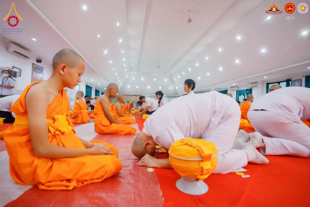 ภาพ No.283695:วันเสาร์ที่ 20 ธันวาคม  2568 พิธีบรรพชาสามเณร ณ ประเทศอินโดนีเซีย