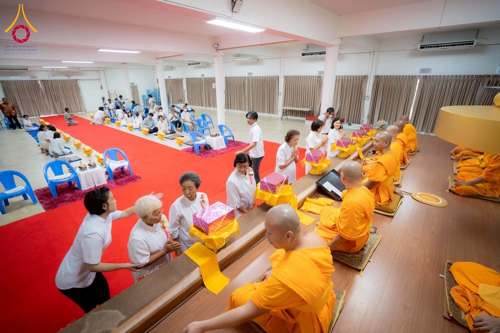 ภาพ No.278250:วันศุกร์ที่ 5 ธันวาคม พ.ศ. 2568 (วันพ่อแห่งชาติ) พิธีบรรพชาอุปสมบทหมู่ธรรมทายาท จำนวน 16 รูป โครงการบรรพชาอุปสมบทหมู่ รุ่นบูชาธรรมมหาปูชนียาจารย์ ประจำปี 2568  ณ ศูนย์ปฏิบัติธรรมและอบรมเยาวชนพระนครศรีอยุธยา จ.พระนครศรีอยุธยา