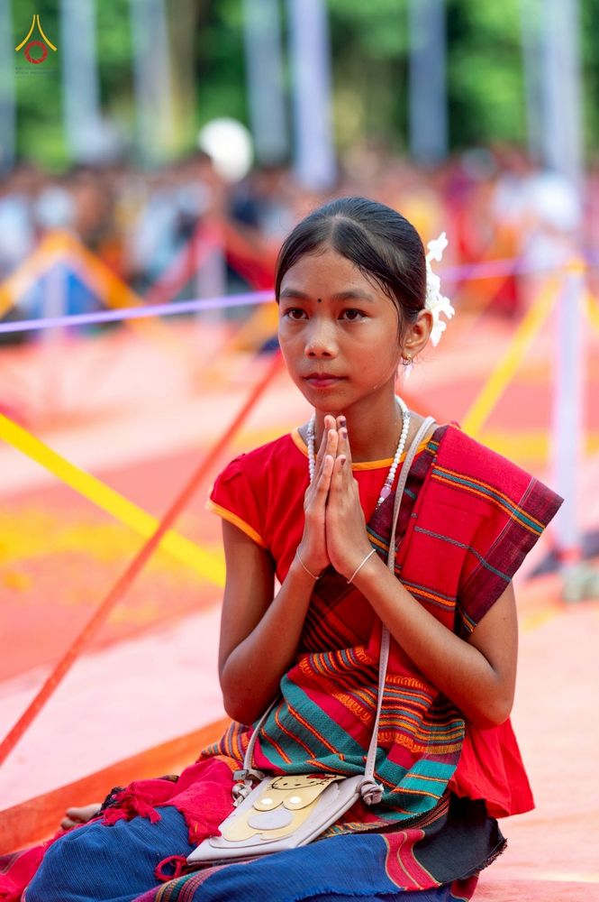 ภาพ No.257514:วันที่ 17 ตุลาคม พ.ศ. 2568 พิธีทอดกฐินสมทบวัดกัลยาณมิตรต่างประเทศ  บูชาธรรม 81 ปี หลวงพ่อธัมมชโย ณ ศูนย์ปฏิบัติธรรมไมตรีปูร์ เมืองคาร์การชารี ประเทศบังกลาเทศ 