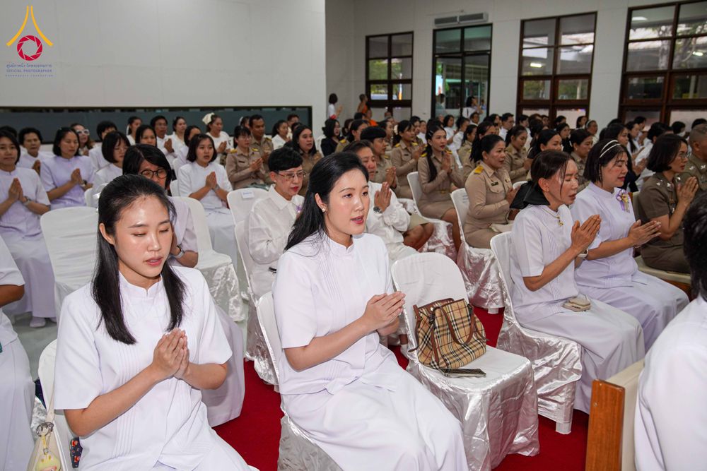 ภาพ No.315149:วันจันทร์ที่ 23 มีนาคม พ.ศ. 2569 พิธีบำเพ็ญกุศล คุณพ่อณรงค์ จินตมากุล  สิริอายุ 99 ปี 11 เดือน โยมบิดา พระครูปลัดรัตนวีรวัฒน์ (รังสฤษดิ์ อิทฺธิจินตโก) ที่ปรึกษาเจ้าคณะจังหวัดปทุมธานี เจ้าอาวาสวัดพระธรรมกาย  ณ ห้องปลูกศรัทธา 2 วัดพระธรรมกาย ปทุมธานี